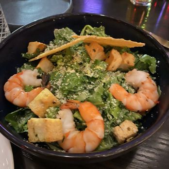 Gordon Ramsay Hell's Kitchen - Caesar salad with shrimp - New American Near Me - Miami, Florida Gordon Ramsay Hell's Kitchen - Caesar salad with shrimp - New American Near Me - Miami, Florida