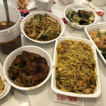 Great East Chinese Cuisine - Good Chinese food! I feel like this is a chinese restaurant disguised as takeout. Legit chefs ! - Chinese Near Me - Flushing, New York Great East Chinese Cuisine - Good Chinese food! I feel like this is a chinese restaurant disguised as takeout. Legit chefs ! - Chinese Near Me - Flushing, New York