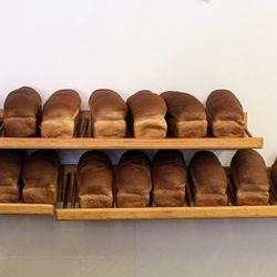 Riley's Bakery - Pains