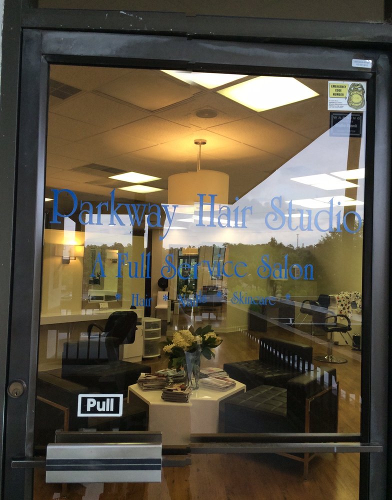 PARKWAY HAIR STUDIO Updated August 2024 10 Photos 3401 Northside