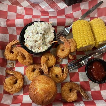 Famous Dave's Bar-B-Que - My Fried Shrimp w corn & creamy coleslaw - Barbeque Near Me - Novi, Michigan Famous Dave's Bar-B-Que - My Fried Shrimp w corn & creamy coleslaw - Barbeque Near Me - Novi, Michigan