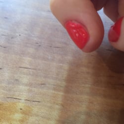 Nail Time - Shellac should not be able to peel three minutes after it is done!