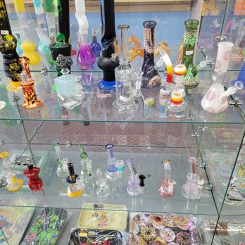 Wixon Smokers - Tobacco Shops Near Me - Wixom, Michigan Wixon Smokers - Tobacco Shops Near Me - Wixom, Michigan