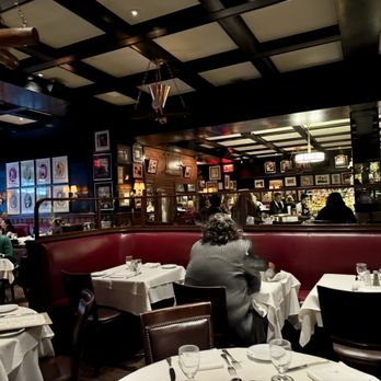 Gallaghers Steakhouse - Steakhouses Near Me - New York, New York Gallaghers Steakhouse - Steakhouses Near Me - New York, New York