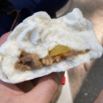 Li Min Bakery & Bistro - Steamed pork bun - Bakeries Near Me - Portland, Oregon