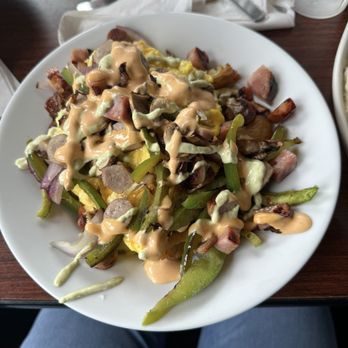 Hightower Pub - Flavors were spot on! Veggies were cooked perfectly! - Pubs Near Me - Anchorage, Alaska