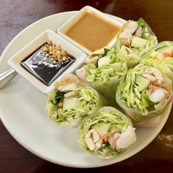 Thai Zaap Cafe - A8. Fresh Rolls (Shrimp)