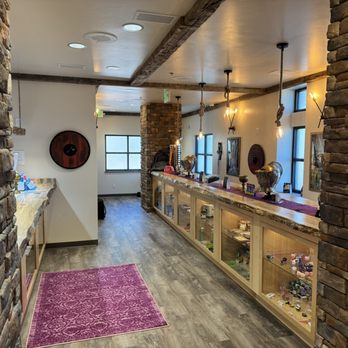 1. Kind Castle Organic Cannabis Store