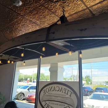 Tipacanoe Creamery - Ice Cream & Frozen Yogurt Near Me - Spring Hill, Florida