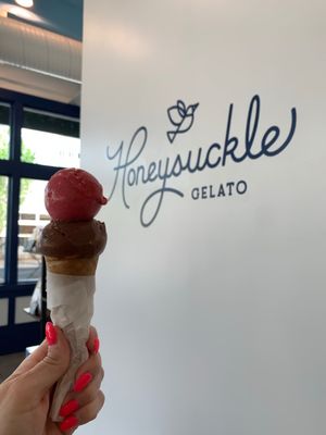 Honeysuckle Gelato Trilith by null