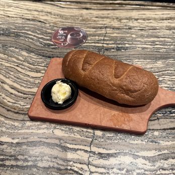 LongHorn Steakhouse - Bread - Steakhouses Near Me - Northridge, California LongHorn Steakhouse - Bread - Steakhouses Near Me - Northridge, California