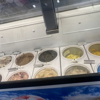 Sugar Mama Desserts - Ice cream display - Ice Cream & Frozen Yogurt Near Me - Milpitas, California Sugar Mama Desserts - Ice cream display - Ice Cream & Frozen Yogurt Near Me - Milpitas, California