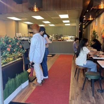 Dolce Morso Cafe - Ordering at the kiosk - Cafes Near Me - Fairfax, Virginia Dolce Morso Cafe - Ordering at the kiosk - Cafes Near Me - Fairfax, Virginia