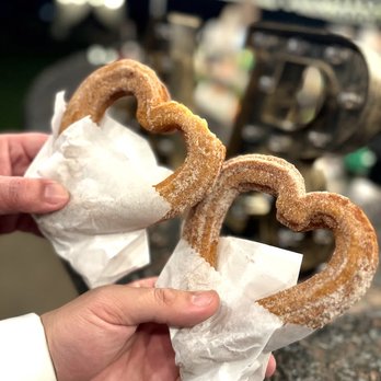 Churros El Guero - Churros were one of the highlight of our wedding night! - Desserts Near Me - San Jose, California