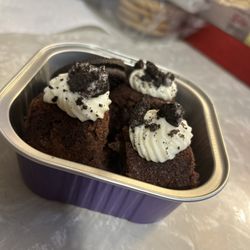 Goddess Cupcakes - Oreo cheesecake sushi roll
