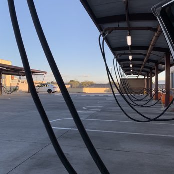 Quick Quack Car Wash - Vacuums - Car Wash Near Me - Phoenix, Arizona