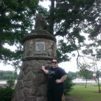 Standing Stone Monument - Landmarks & Historical Buildings Near Me - Monterey, Tennessee Standing Stone Monument - Landmarks & Historical Buildings Near Me - Monterey, Tennessee