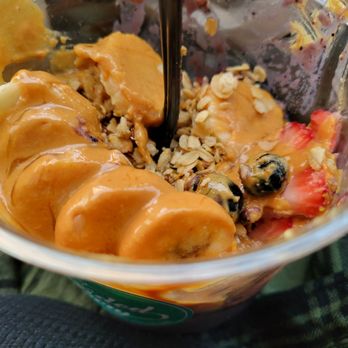 The Blended Berry - I didn't take a picture before I dug in ‍ - Juice Bars & Smoothies Near Me - Buzzards Bay, Massachusetts