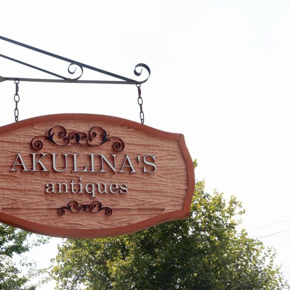 Akulina's Antiques - Antiques Near Me - Ambridge, Pennsylvania
