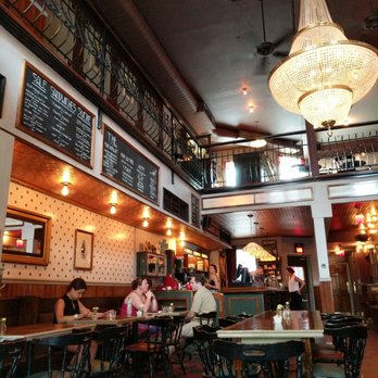 Cardinal - Tea Rooms Near Me - Montreal, Quebec Cardinal - Tea Rooms Near Me - Montreal, Quebec