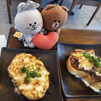 Sumo AYCE Sushi - Corn cheese garlic bread and Bulgogi cheese garlic bread - Japanese Near Me - Honolulu, Hawaii