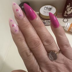 Red Lion Nails - Nail design