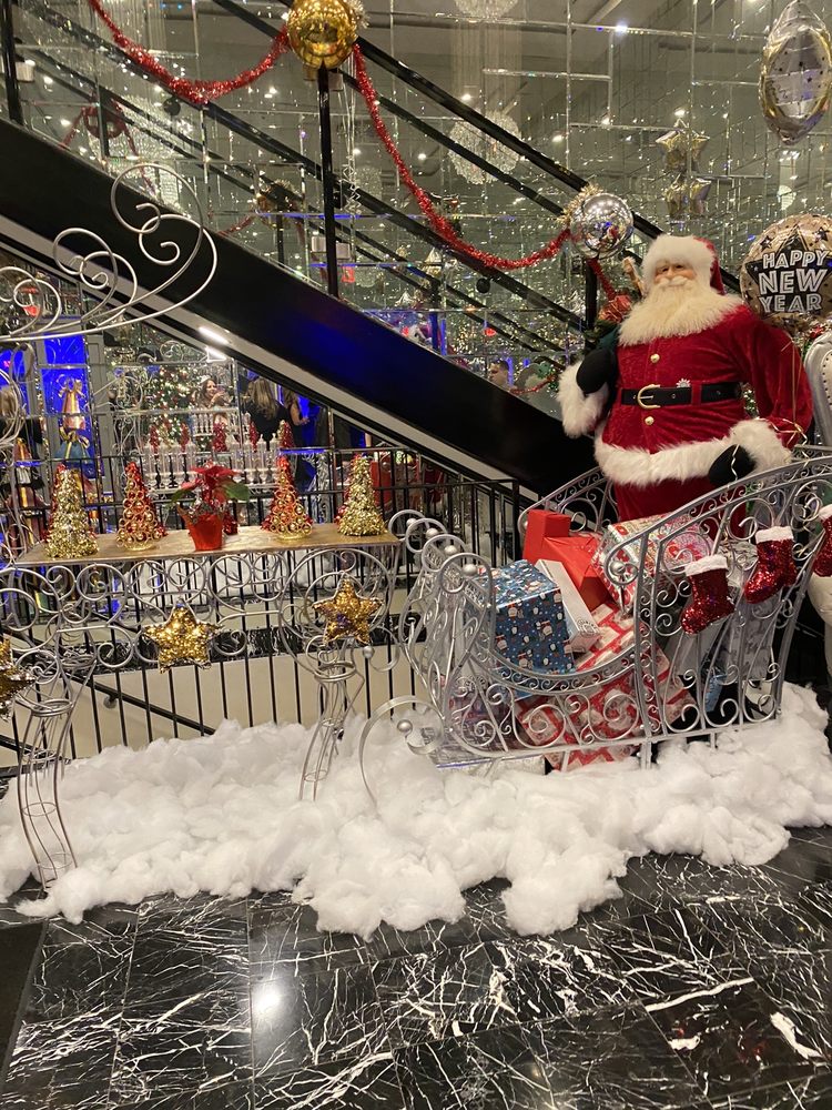 THE COSMOPOLITAN Updated September 2024 85 Photos & 28 Reviews