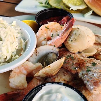 Buzzard's Roost Grill & Pub - Seafood platters grilled - Seafood Near Me - Key Largo, Florida