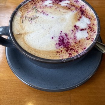 Creme De La Crepe - Lavender latte - French Near Me - Hermosa Beach, California