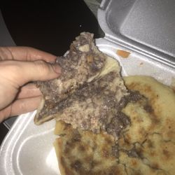 Tacos Y Antojitos Emanuel - Pupusa, apparently "mixed (beans, cheese, chicharron)".
