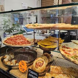 J&J Pizza