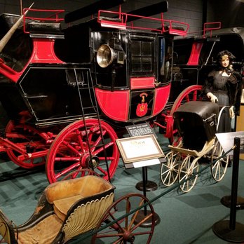 Car and Carriage Caravan Museum - Museums Near Me - Luray, Virginia