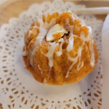 R Cafe & Tea Boutique - Coffee & Tea Near Me - New Rochelle, New York