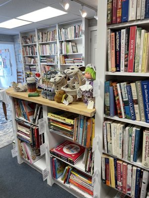 Creative Corner Books by null