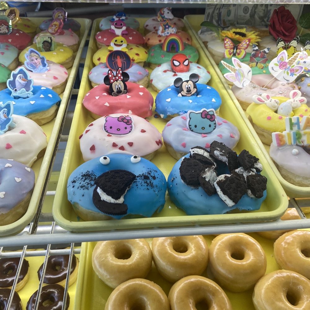 Donut King - Donuts Near Me - Farmers Branch, Texas
