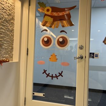 Monrovia Dentalcare - Thanksgiving decor!! They always decorate so cute for the holidays!! - Cosmetic Dentists Near Me - Monrovia, California Monrovia Dentalcare - Thanksgiving decor!! They always decorate so cute for the holidays!! - Cosmetic Dentists Near Me - Monrovia, California