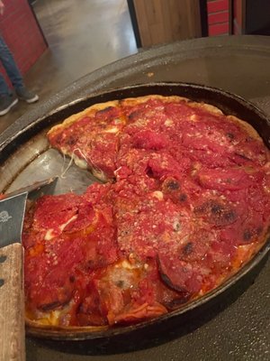 Lou Malnati's Pizzeria by null