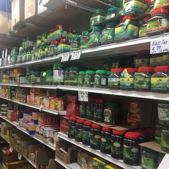 Marché Afghan - shelves of food in a grocery store - International Grocery Near Me - Brossard, Quebec Marché Afghan - shelves of food in a grocery store - International Grocery Near Me - Brossard, Quebec
