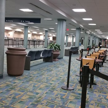 Toledo Express Airport - TOL - Check-in Area at TOL - Airports Near Me - Swanton, Ohio Toledo Express Airport - TOL - Check-in Area at TOL - Airports Near Me - Swanton, Ohio
