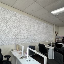 The Nail Zone