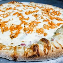 Knik Pizza - Buffalo chicken