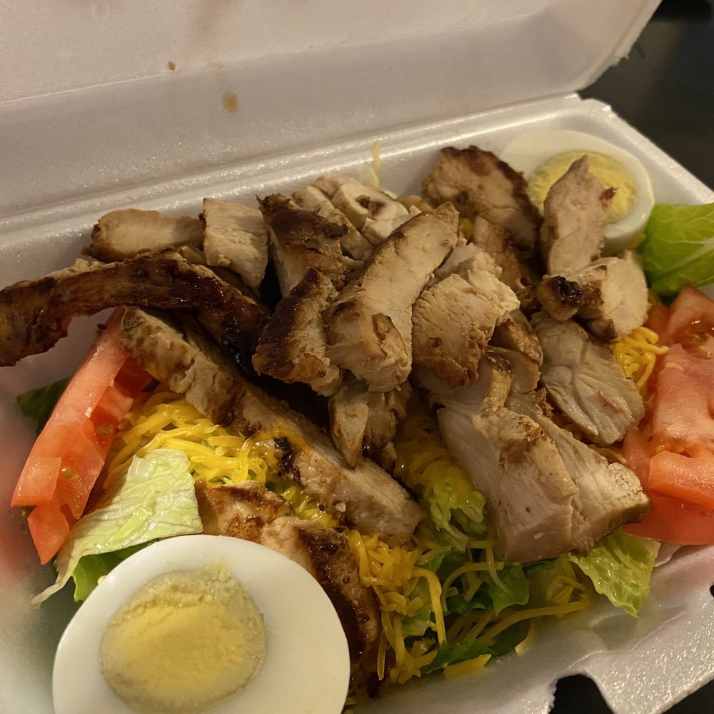 Small Grilled Chicken Salad