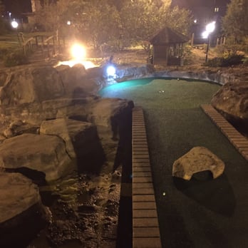 Paradise Golf Park - Pretty setting - Mini Golf Near Me - Lake Geneva, Wisconsin Paradise Golf Park - Pretty setting - Mini Golf Near Me - Lake Geneva, Wisconsin