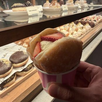 Cafe Knotted Arts District - Fresh Strawberry Milk Cream - Donuts Near Me - Los Angeles, California Cafe Knotted Arts District - Fresh Strawberry Milk Cream - Donuts Near Me - Los Angeles, California