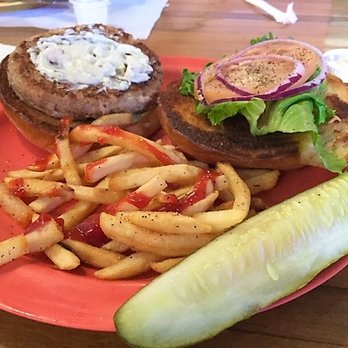 Moon Cricket Grille - Really good turkey burger - New American Near Me - Winter Garden, Florida Moon Cricket Grille - Really good turkey burger - New American Near Me - Winter Garden, Florida