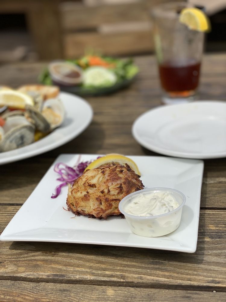 ISLAND HOUSE RESTAURANT & MARINA 167 Photos & 199 Reviews 17