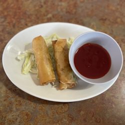 Saigon Grill - Vegetarian egg rolls