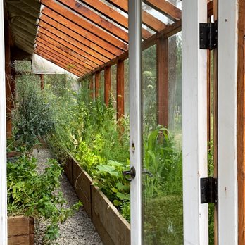 Chalet View Lodge - greenhouse - Venues & Event Spaces Near Me - Graeagle, California
