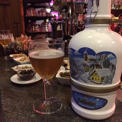 Bar Dolomiti - Beer opening , growler Leikein winterbraum