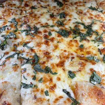 Maker Pizza Carlaw - Pizza Near Me - Toronto, Ontario